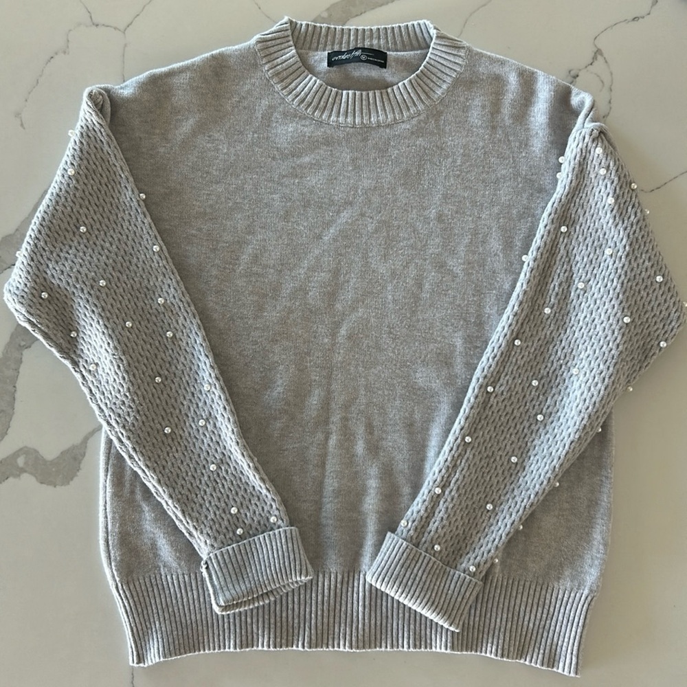 Grey Long Sleeve Pearl Sweater Size Medium